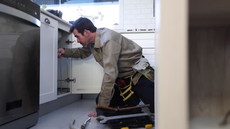 How Handyman in Forney Expertise Saves Time in Fixing Difficult Locks